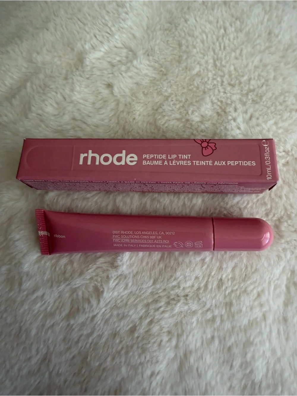 RHODE hydrating peptide